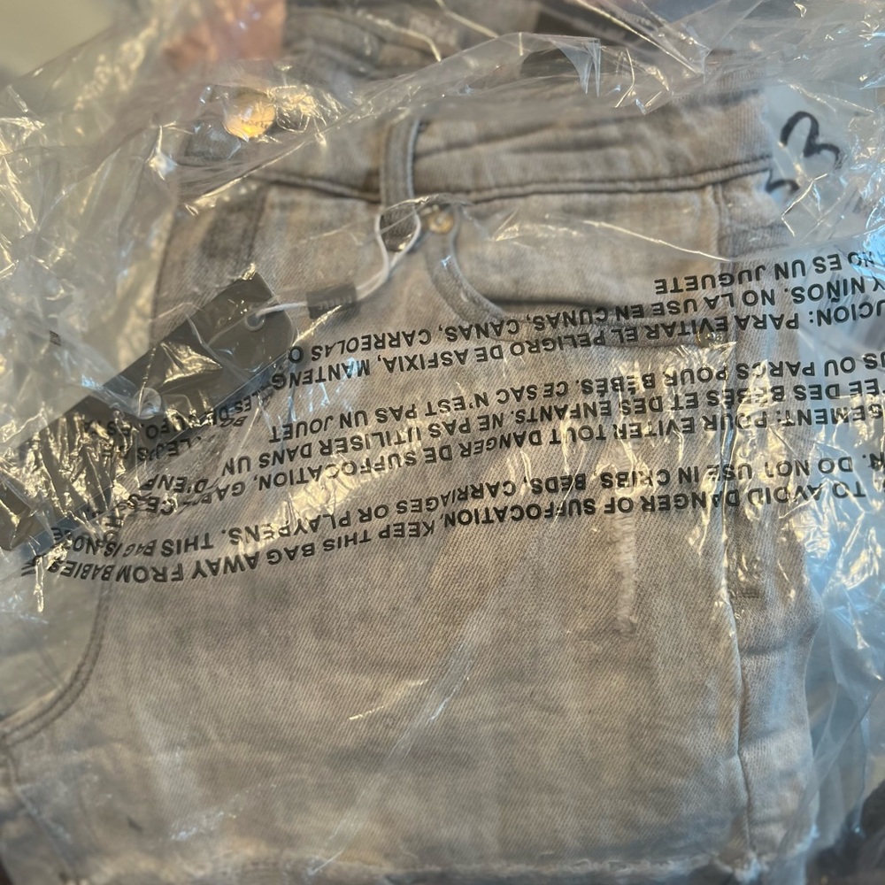 Tractr Gray Jean Shorts Distressed Cut-Off Style - Picture 3 of 3